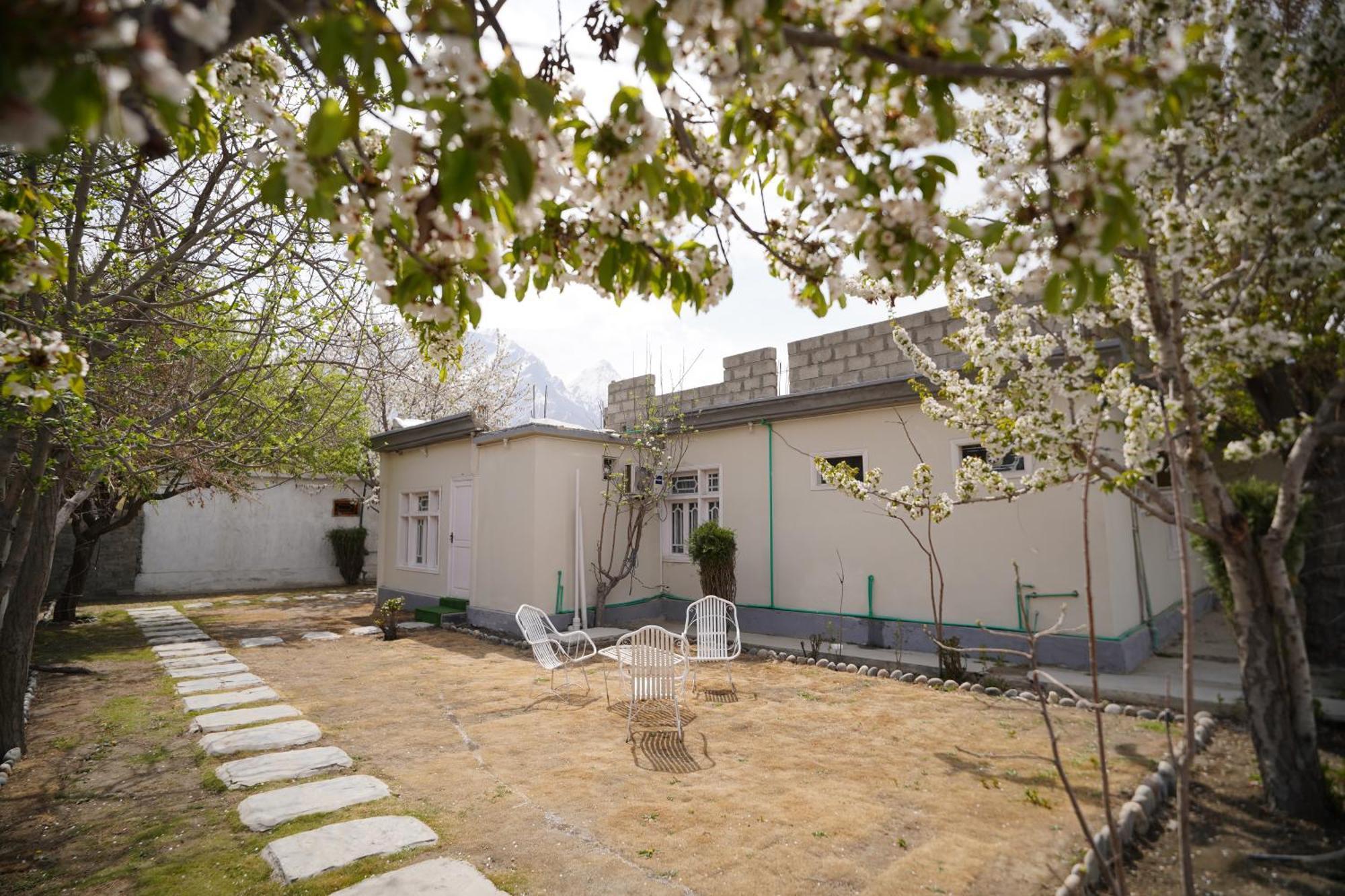 Green Orchard Skardu Exterior photo
